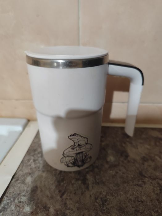 Кружка и термас продам