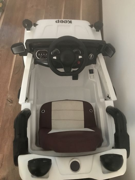 Машина на аккумуляторе