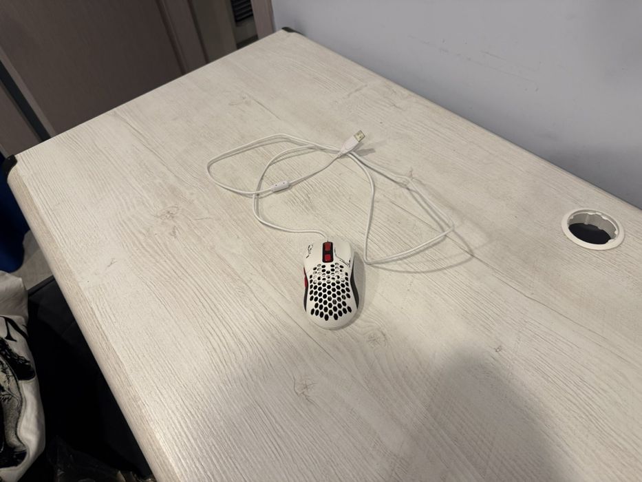 Keyboard,Mouse,Mouse pad and Extention cord