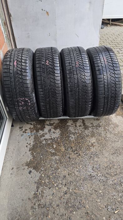 Vând roți iarna pentru Ford Edge 235 55 19 ms