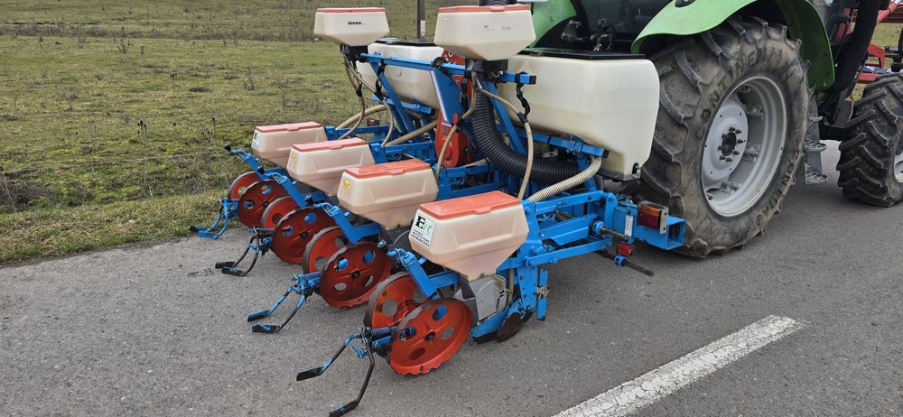 Semanatoare de porumb monosem NG 4 randuri cu azot