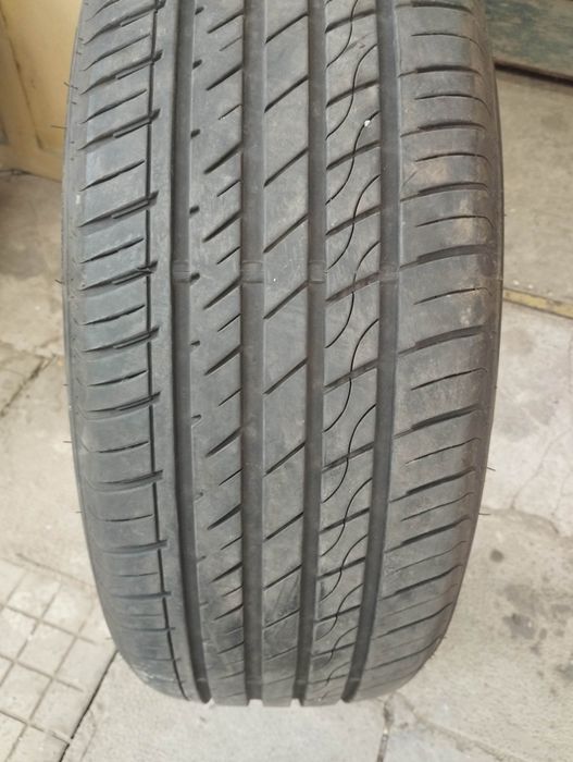 Гуми r18  225/55