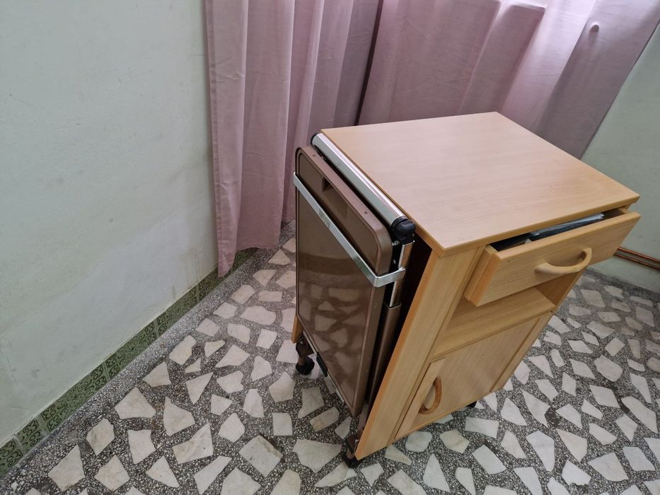 Noptiera medicală dulap pe roti bolnav cu măsuță mobila