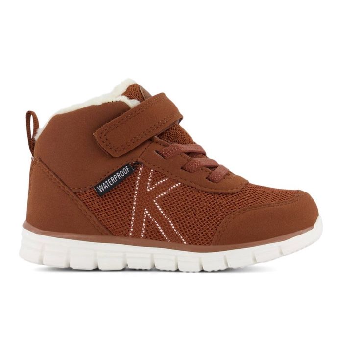 Продается кроссовки зимние для детей