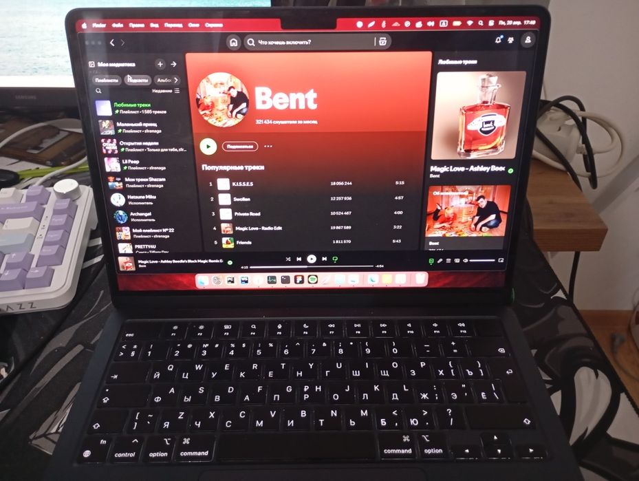 MacBook m2 16гб ram 256гб ssd