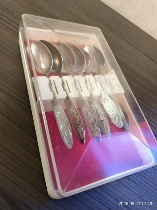 Набор чайных ложек, набор столовых ножей