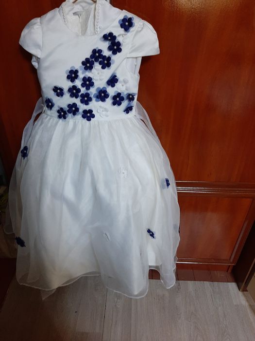 Детские одежды, почти новые