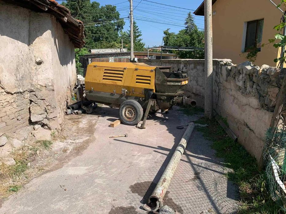 Продавам Стационарна бетон помпа TURBOSOL 25000 евро