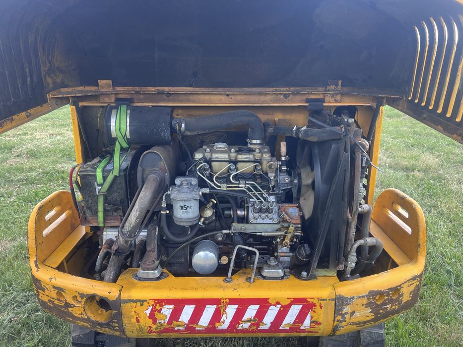 Vand miniexcavator jcb 2,9t