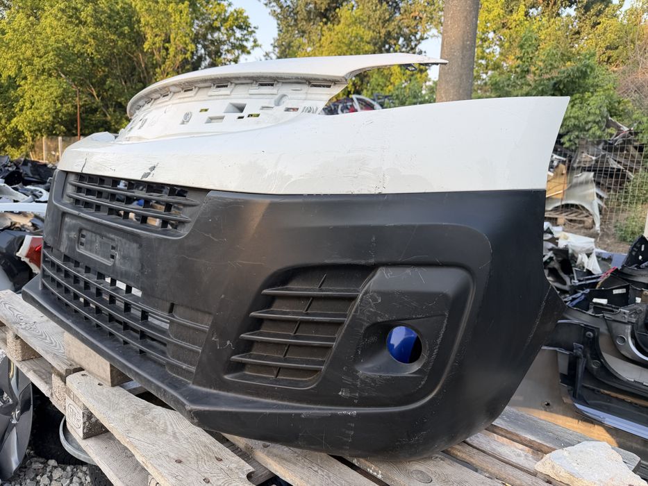 Броня Opel Vivaro 2019 год.-