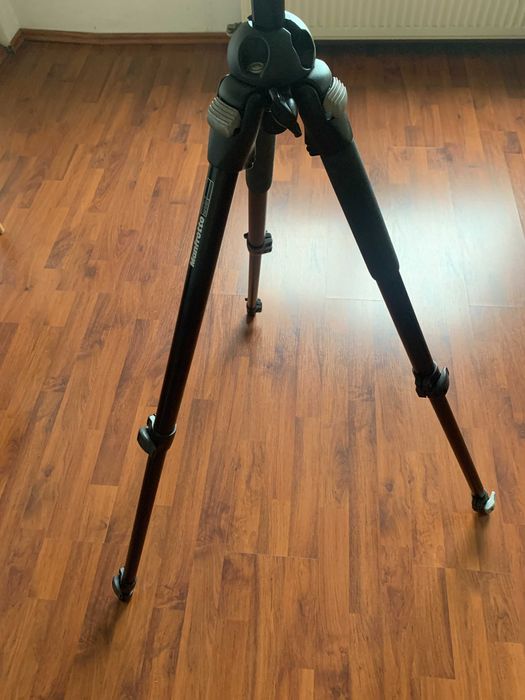 trepied foto Manfrotto 055PROB