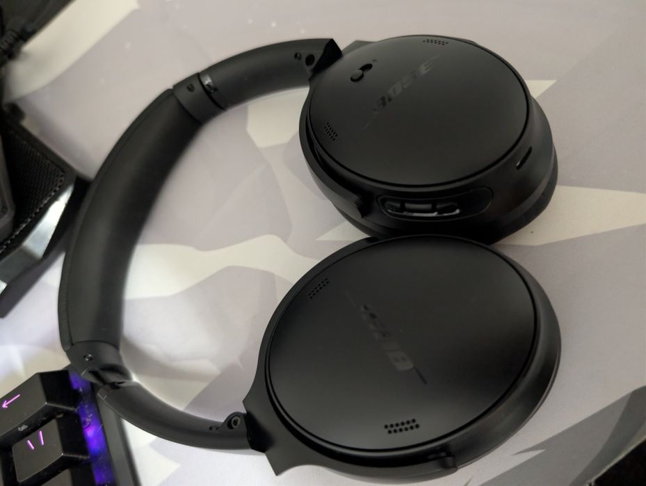 Vand  urgent Casti Bose Quitecomfort