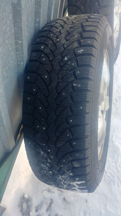 Продам резину зимнюю с дисками