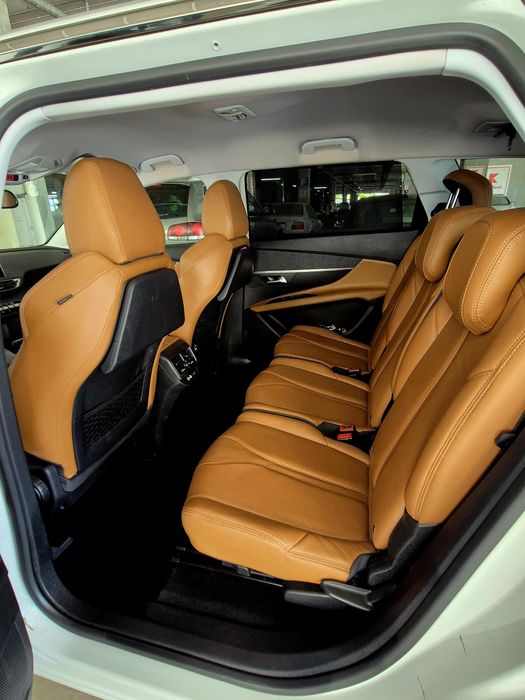 Vând Peugeot 5008 , an 2019 , TVa inclus deductibil