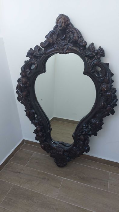 Масивно/ ретро стенно огледало