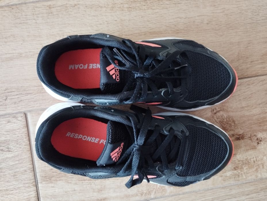 Маратонки Adidas 36 н