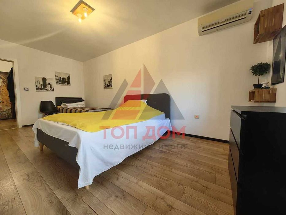 Продава се Тристаен апартамент в Варна, Възраждане 4 - 133 кв.м за 1918 €/кв.м - Снимка #2