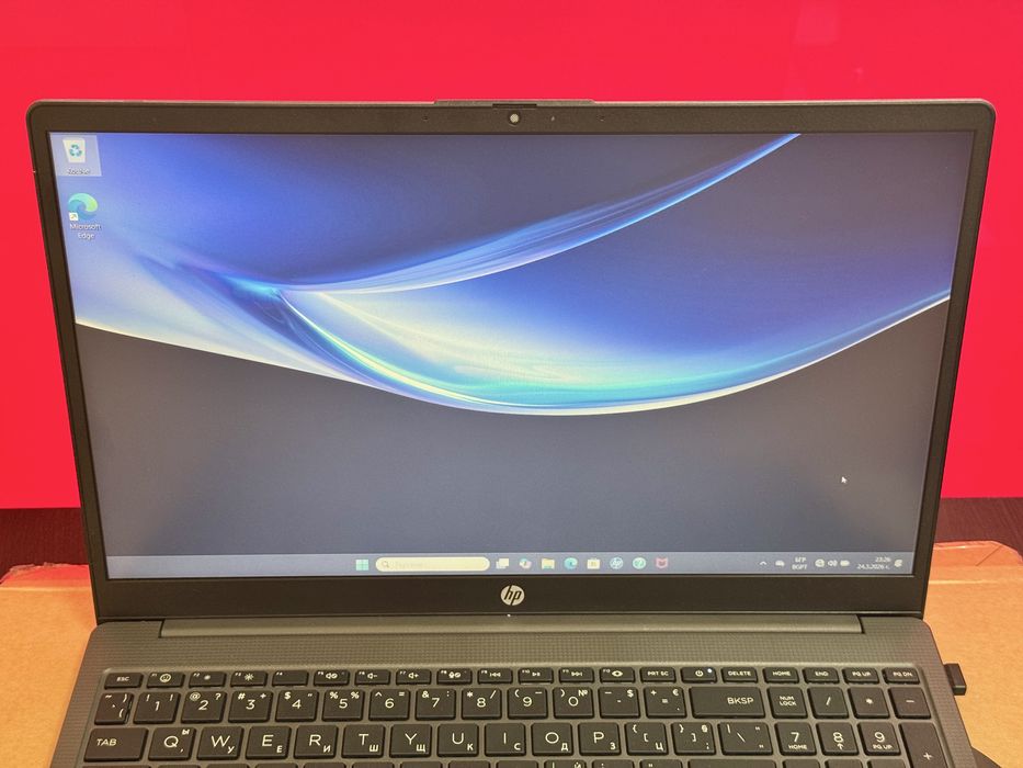 Гаранция! HP 15.6" инча / AMD RYZEN 5 5625U / RAM 16GB / SSD 512GB