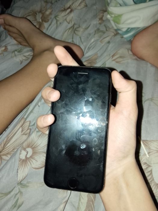 Айфон 7 новый брал прост посмотреть