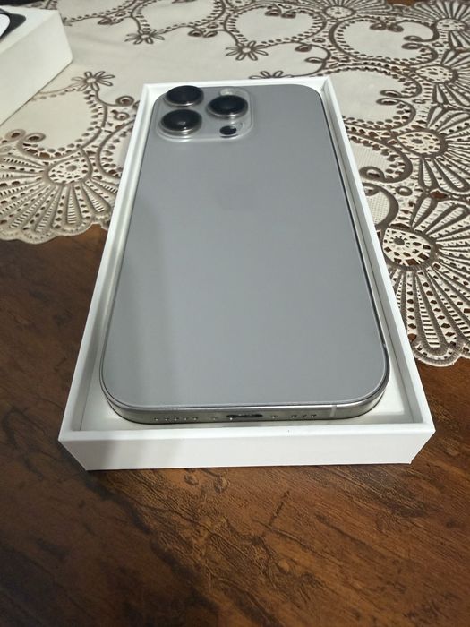 Iphone 16 pro 128 Natural sim