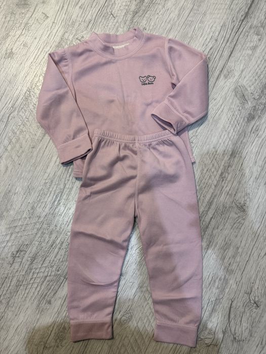 Продам детские вещи для девочки