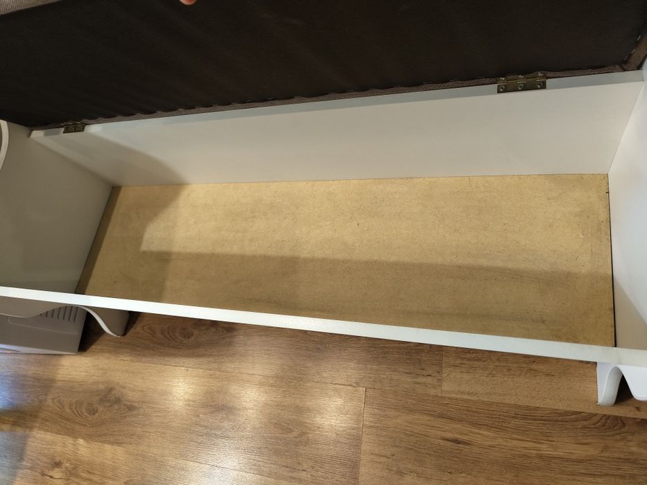 Два диванчика кухонных