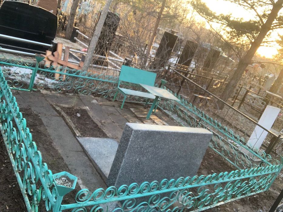 Уборка территории могил!!!