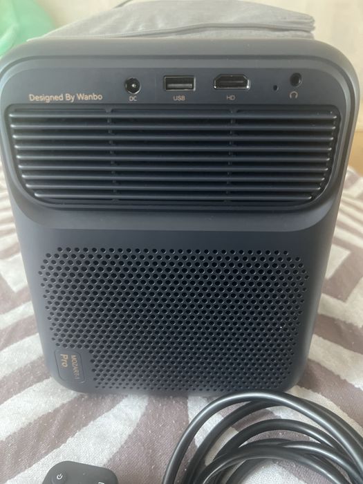 Проектор Wanbo Mozart 1 pro.