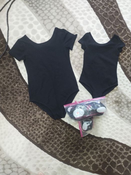 Продам  купальники для гимнастики и хореографии  для девочек.