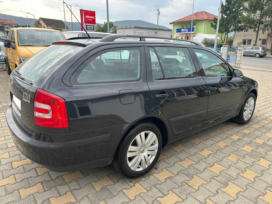 Skoda octavia DSG cash sau rate fixe