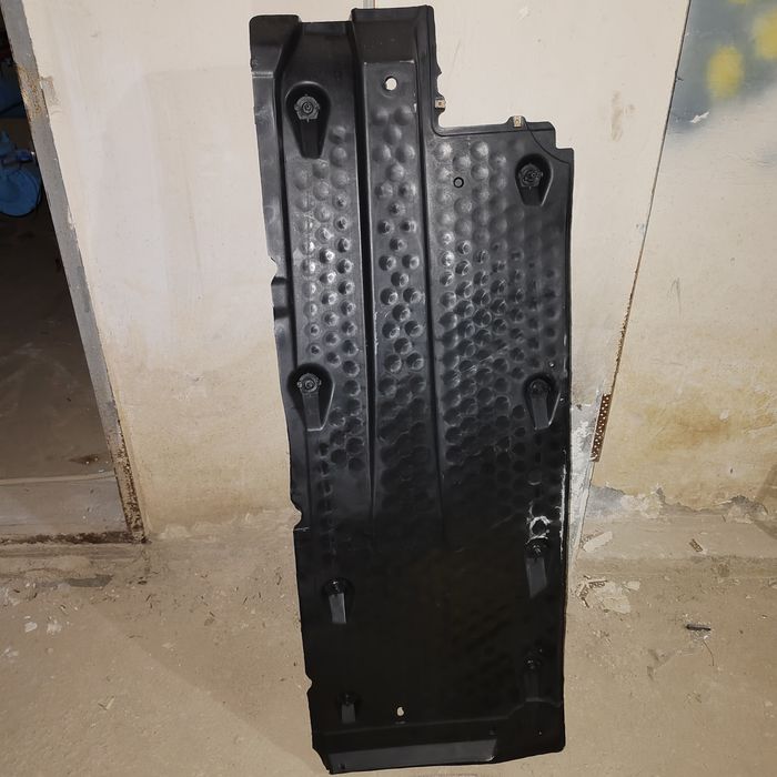 Продам левую защиту