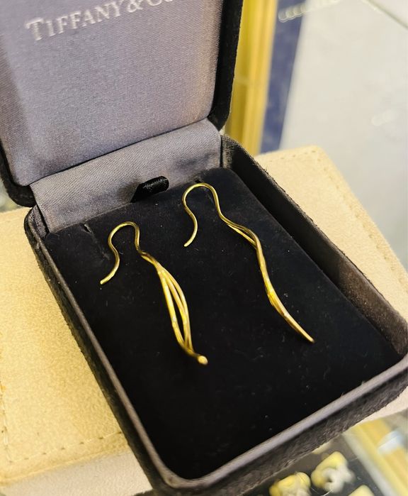 Златни обеци Tiffany & Co. Elsa Peretti 18K Gold Wave