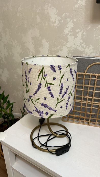 Светильник настольный