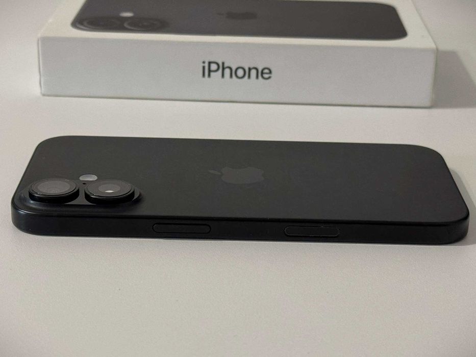 Бартер! iPhone 16 Black (Черен) 90% Батерия