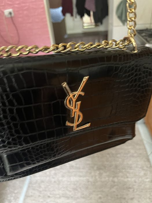 Geantā YSL Saunt Lauren