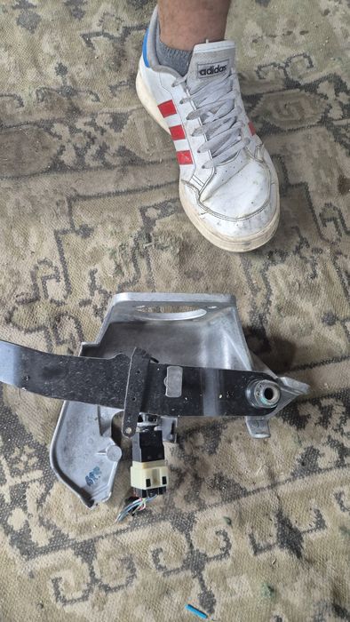 Оригинален Педал за Спирачки на Мерцедес ML W163 97- 2006г