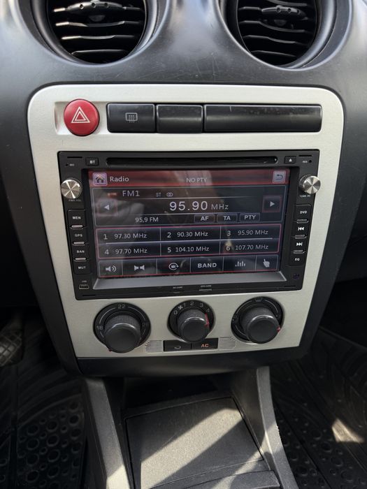 Seat Cordoba 1,4 benzină, an 2003, 192000 km reali,consum mic,fără rugină!!
