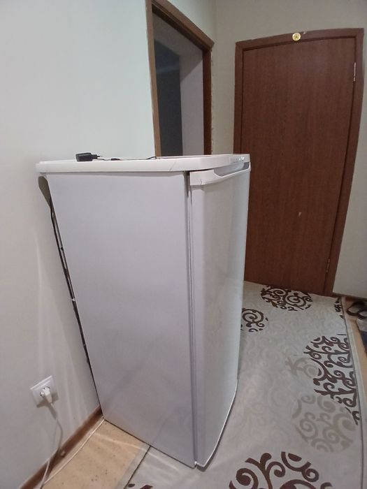 Продам морозильник
