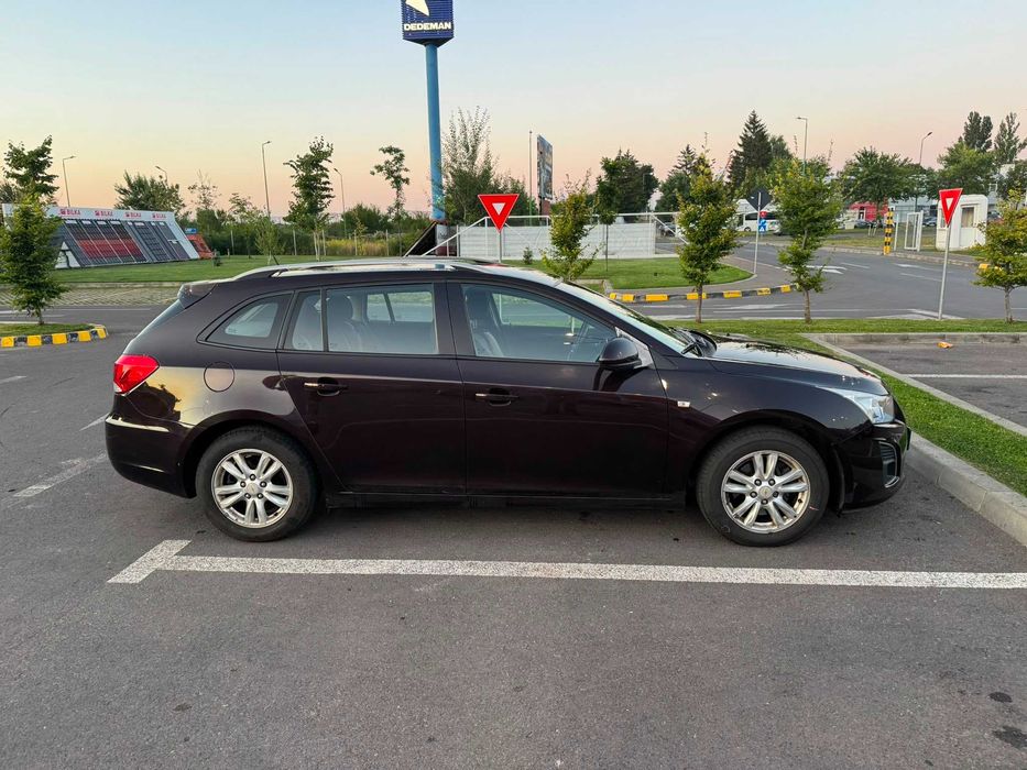 Vand  Chevrolet Cruze Station Wagon 2013, primul si unicul proprietar, 57000 Km