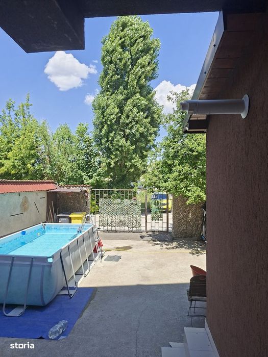 Propietar/Apartament cu 3 camere, curte