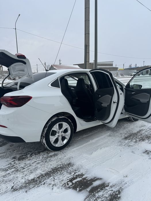 Chevrolet Onix 2023 Premier