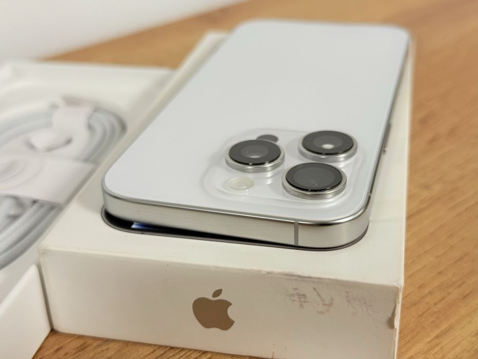 iPhone 16 Pro 256GB Гаранция!!!