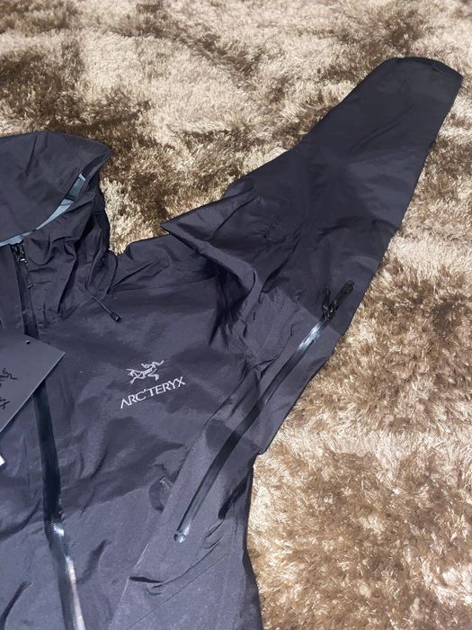 Geaca arcteryx neagra