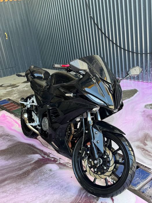 Moto bmw 250 motosikl