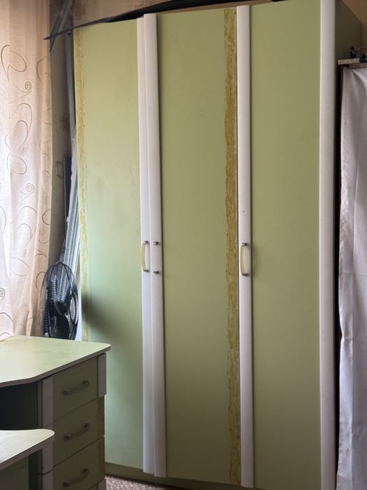 Продам спальный гарнитур