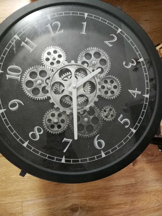 Ceas tip masuta perfect functionabil