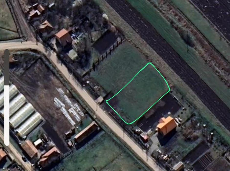 Teren intravilan de vânzare în satul Pata