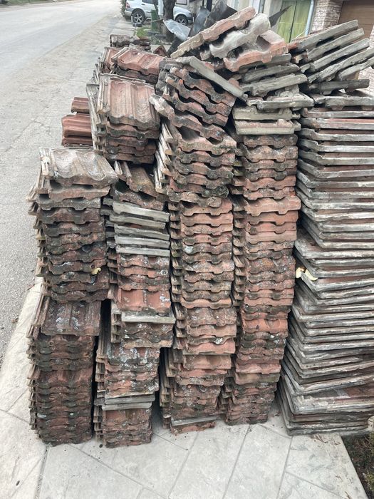 Продавам цигли, керемиди