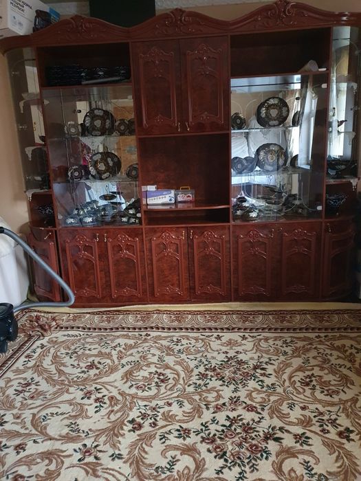 Stenka xolati juda zor srochni sotiladi