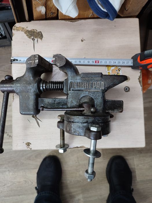 Тиски слесарные ГОСТ СССР
